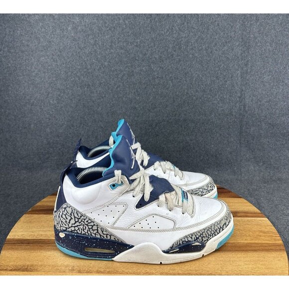 Nike Air Jordan Son Of Mars Low 'Hornets' Mens Size 8.5 White Midnight Navy - Picture 2 of 15